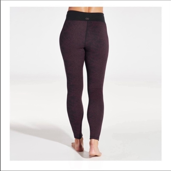 Calia by Carrie Underwood reptile Jacquard Leggings size large - Picture 2 of 7